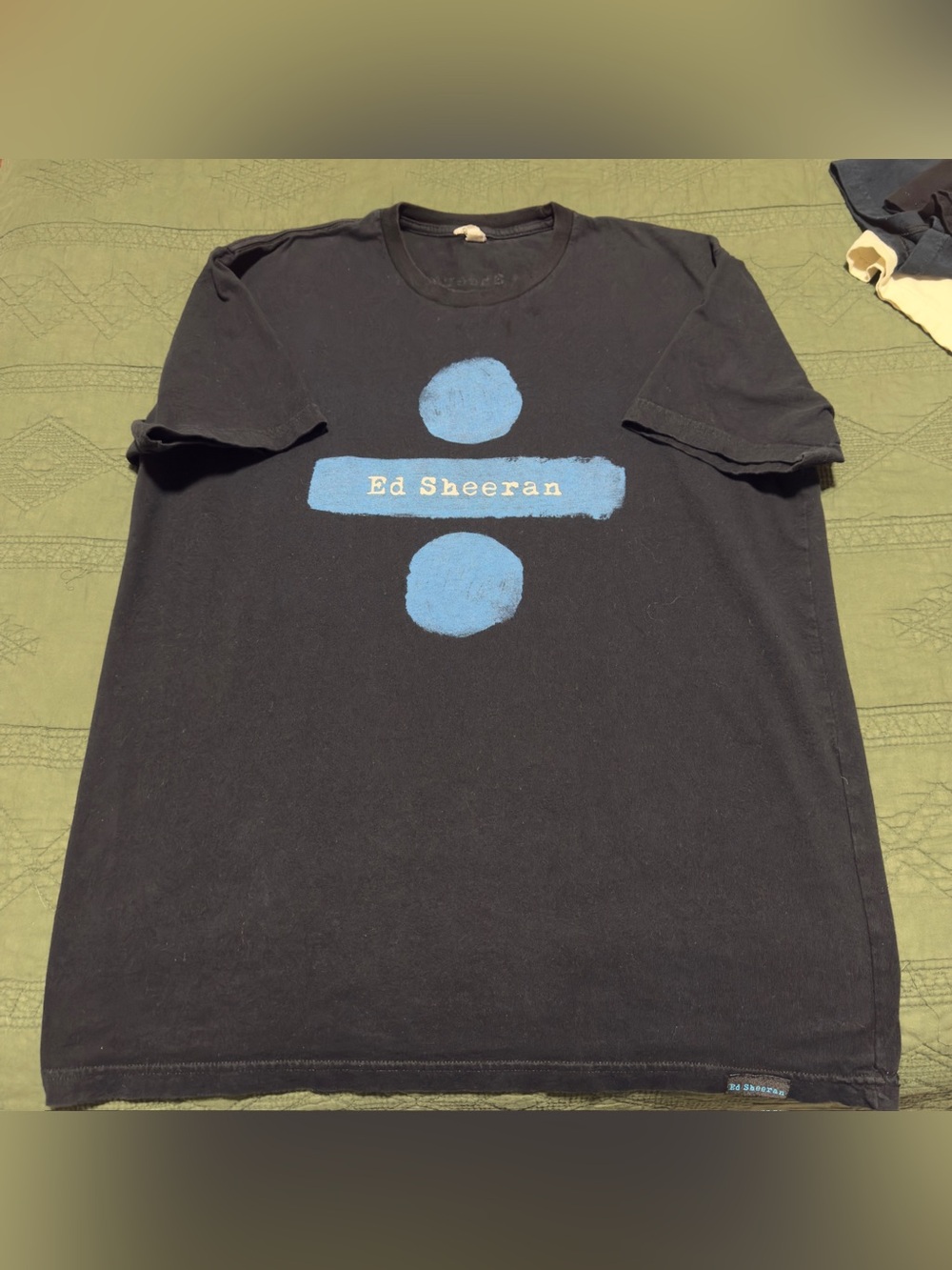 Ed Sheeran Divide Tour Concert T-Shirt Black Graphic Tee Adult Large